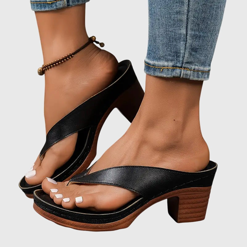 ELARA | ORTHOPEDIC SANDALS