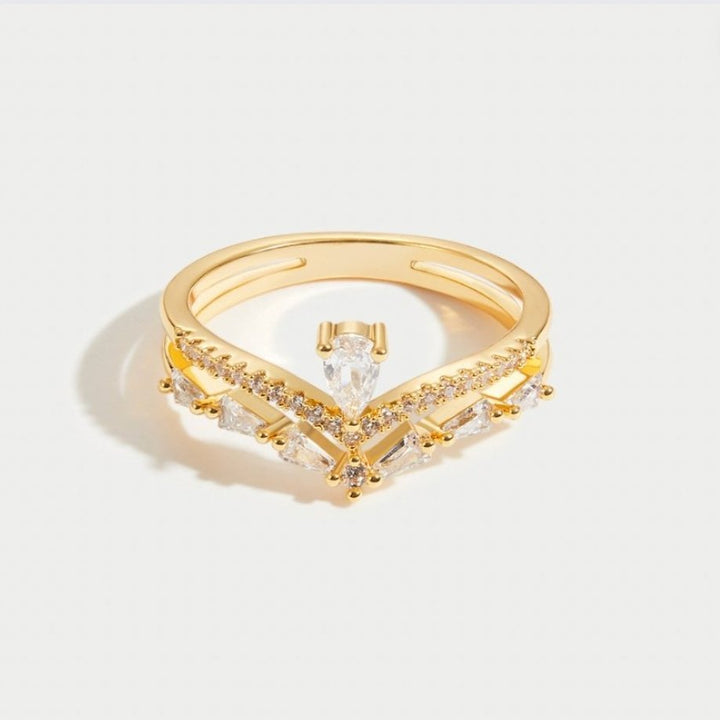 Aura – Eleganter Kristallring