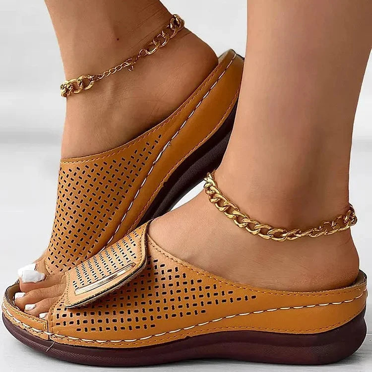 Heloise - Classic Urban Sandals
