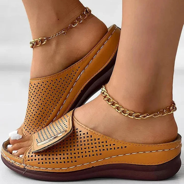 Heloise - Classic Urban Sandals