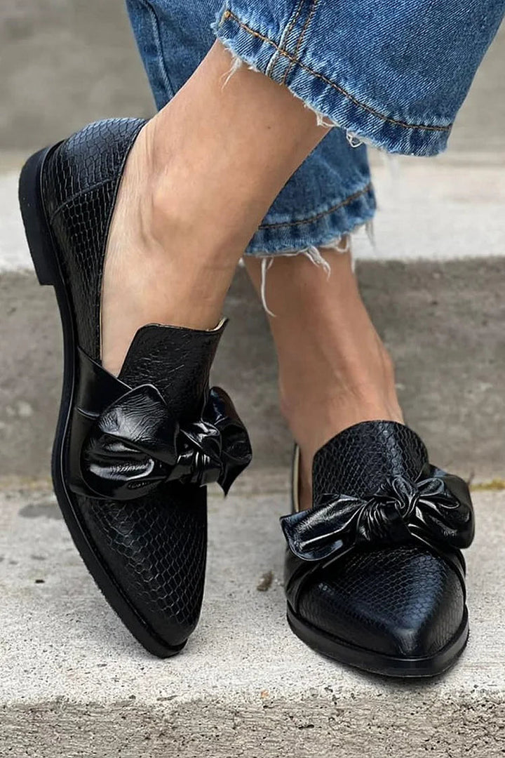 LEONORA LOAFER WITH SHINY BOW