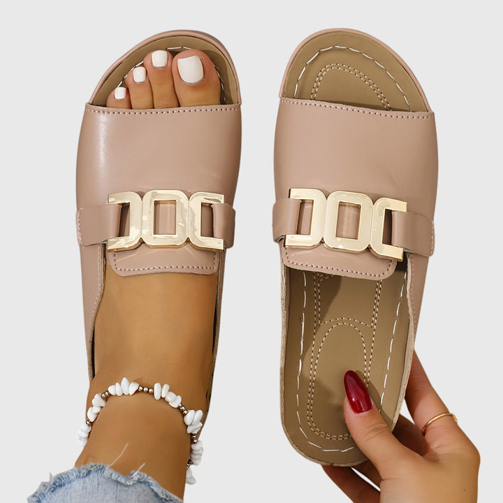 Regan - Comfortable Buckle Sandals