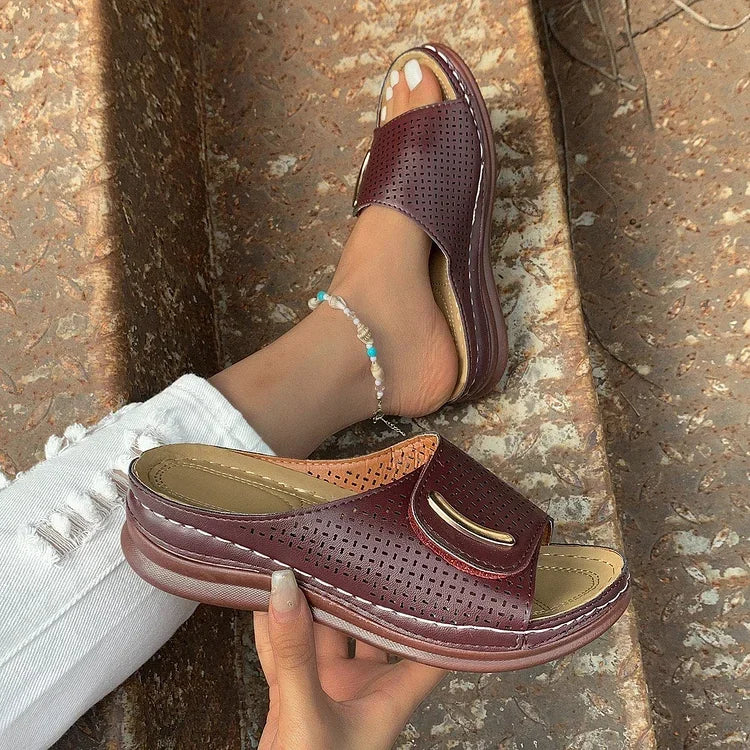Heloise - Classic Urban Sandals