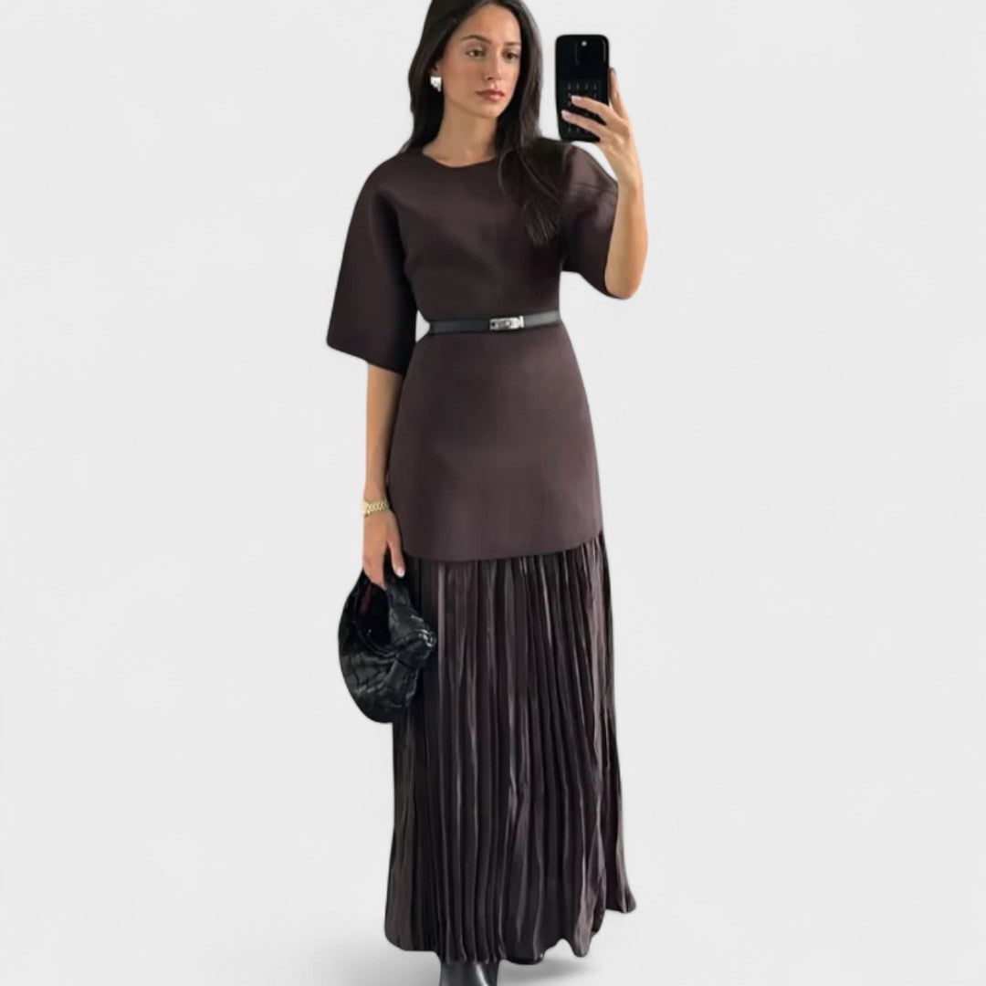 Gwendoline - Pleated Maxi Dress