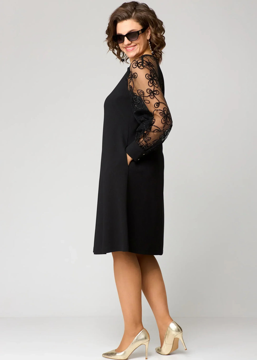 Seren Elegant Lace Dress