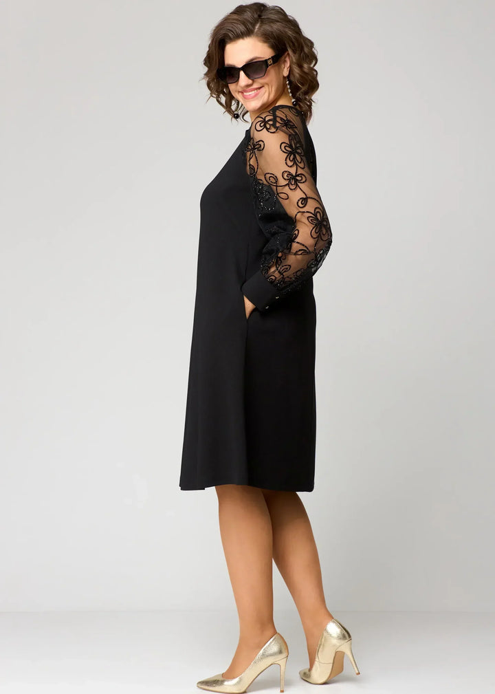 Seren Elegant Lace Dress