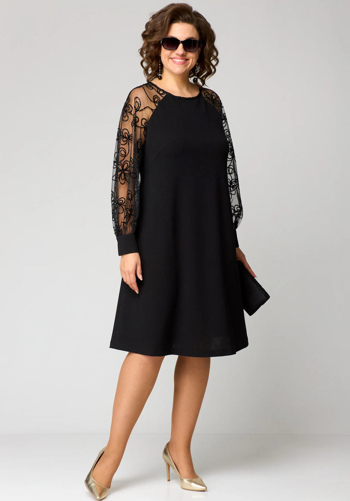 Seren Elegant Lace Dress