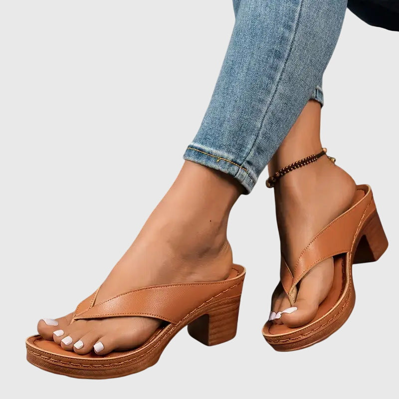 ELARA | ORTHOPEDIC SANDALS