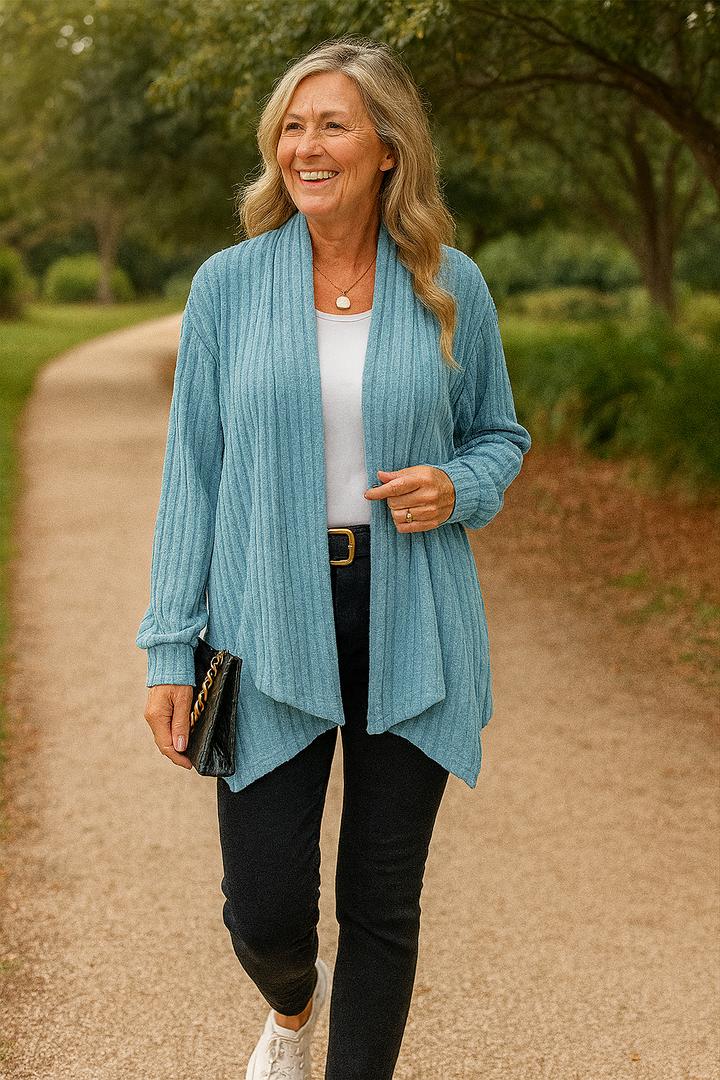 Bunty | Lightweight Knit Cardigan – Confidence in motion