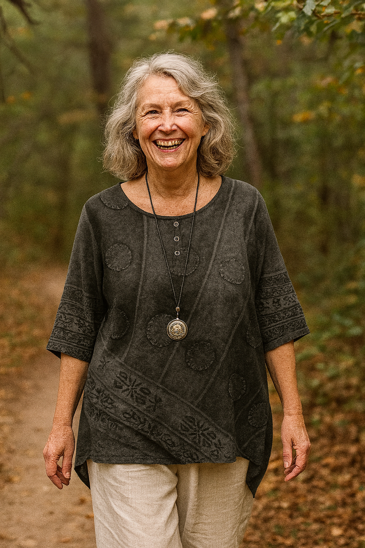 Elizabeth | Artistic Top – Flows Gently, Flatters Beautifully