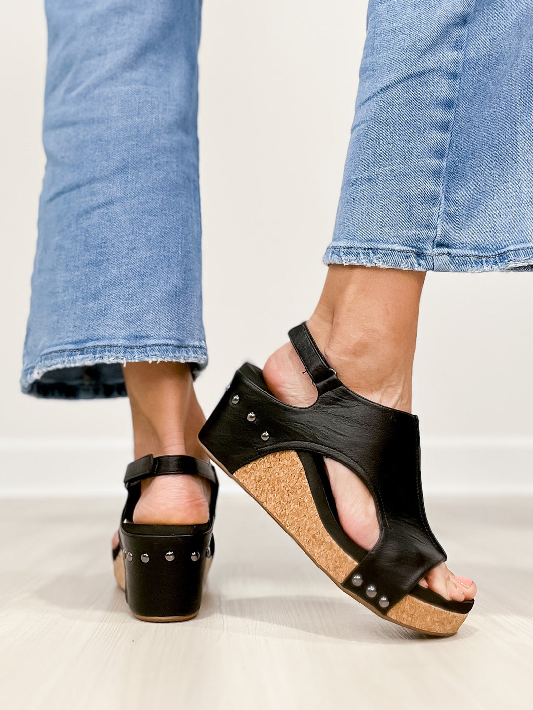 Ardis - Wedge Sandal