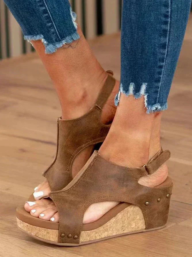 Ardis - Wedge Sandal
