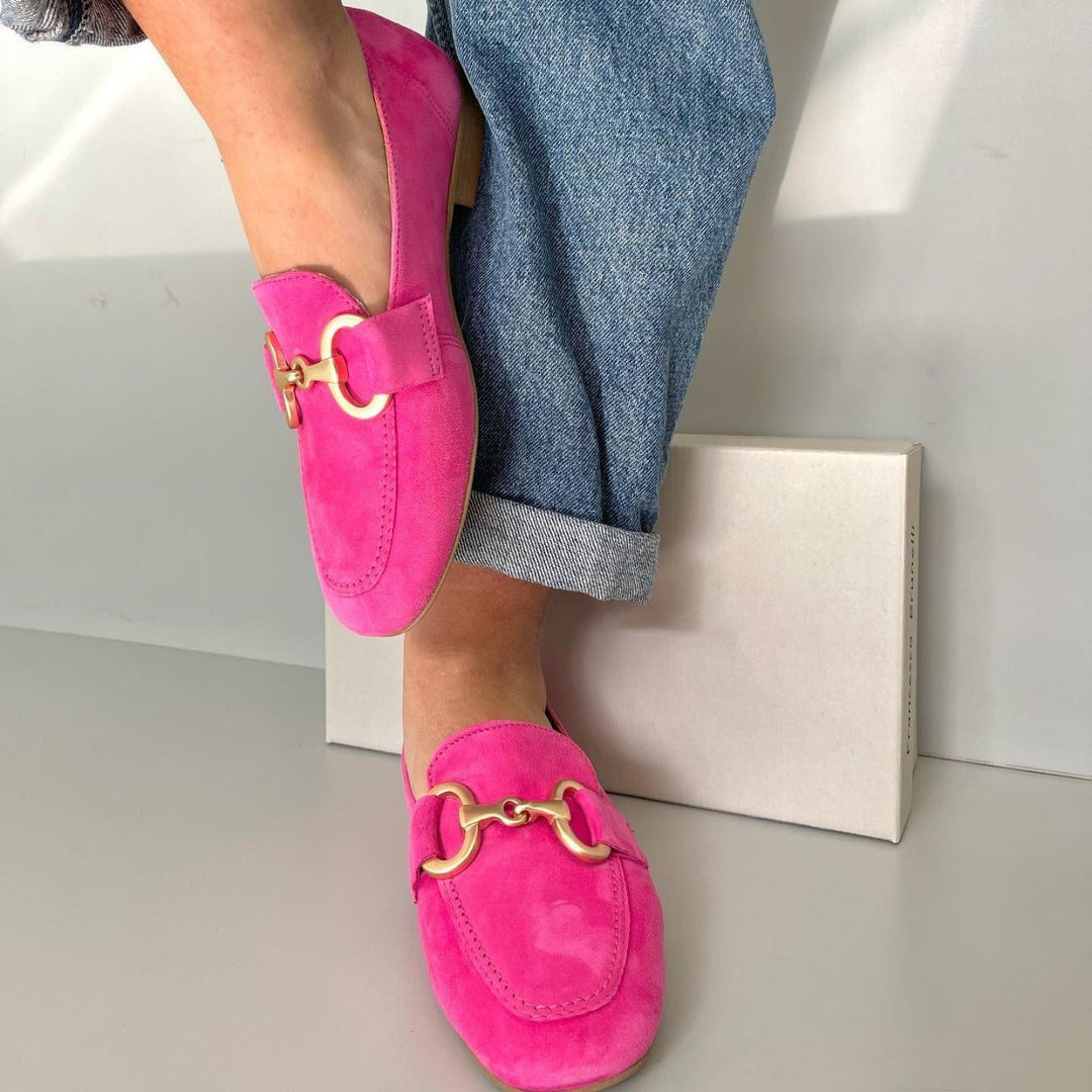 SIOBHAN LOAFERS WITH GOLD DETAIL