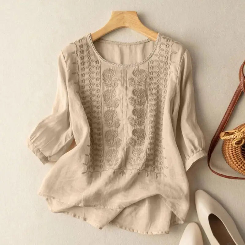 Bessie – Embroidered Relaxed Blouse