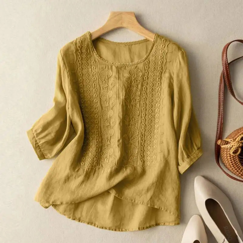 Bessie – Embroidered Relaxed Blouse