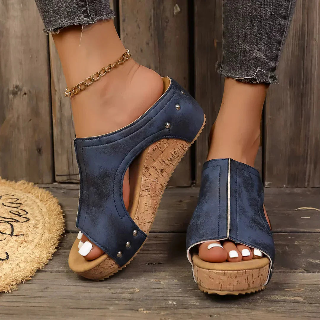 Roxana - Lumi Stud Wedges