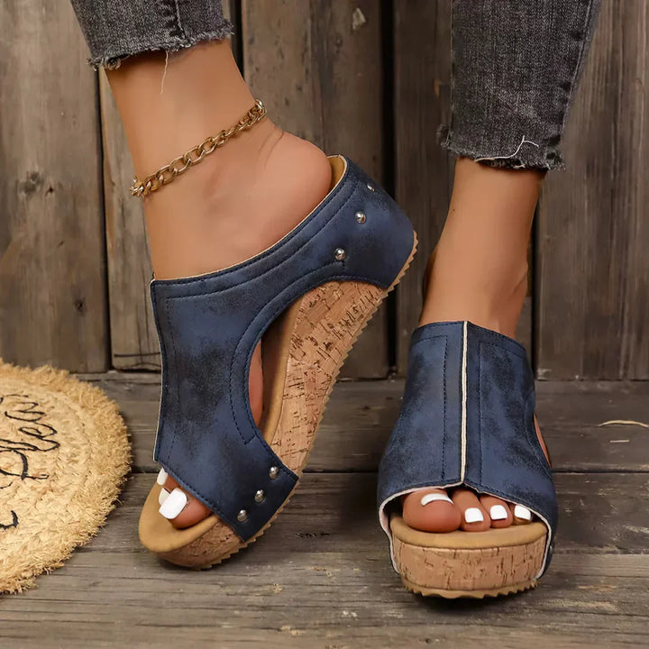 Roxana - Lumi Stud Wedges
