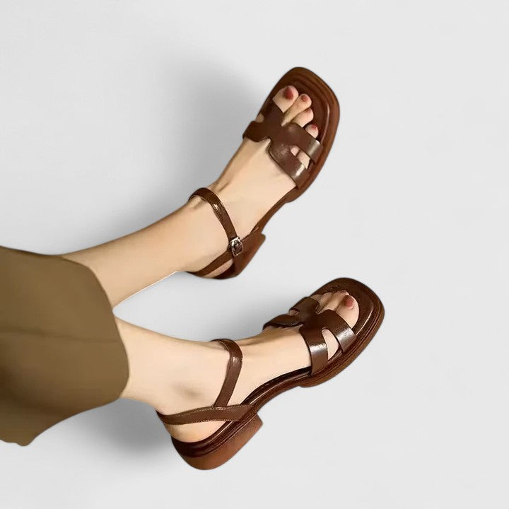 Dominique - Elegant Flat Sandals