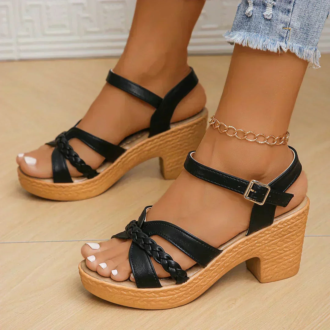Queenie - Comfortable Sandals