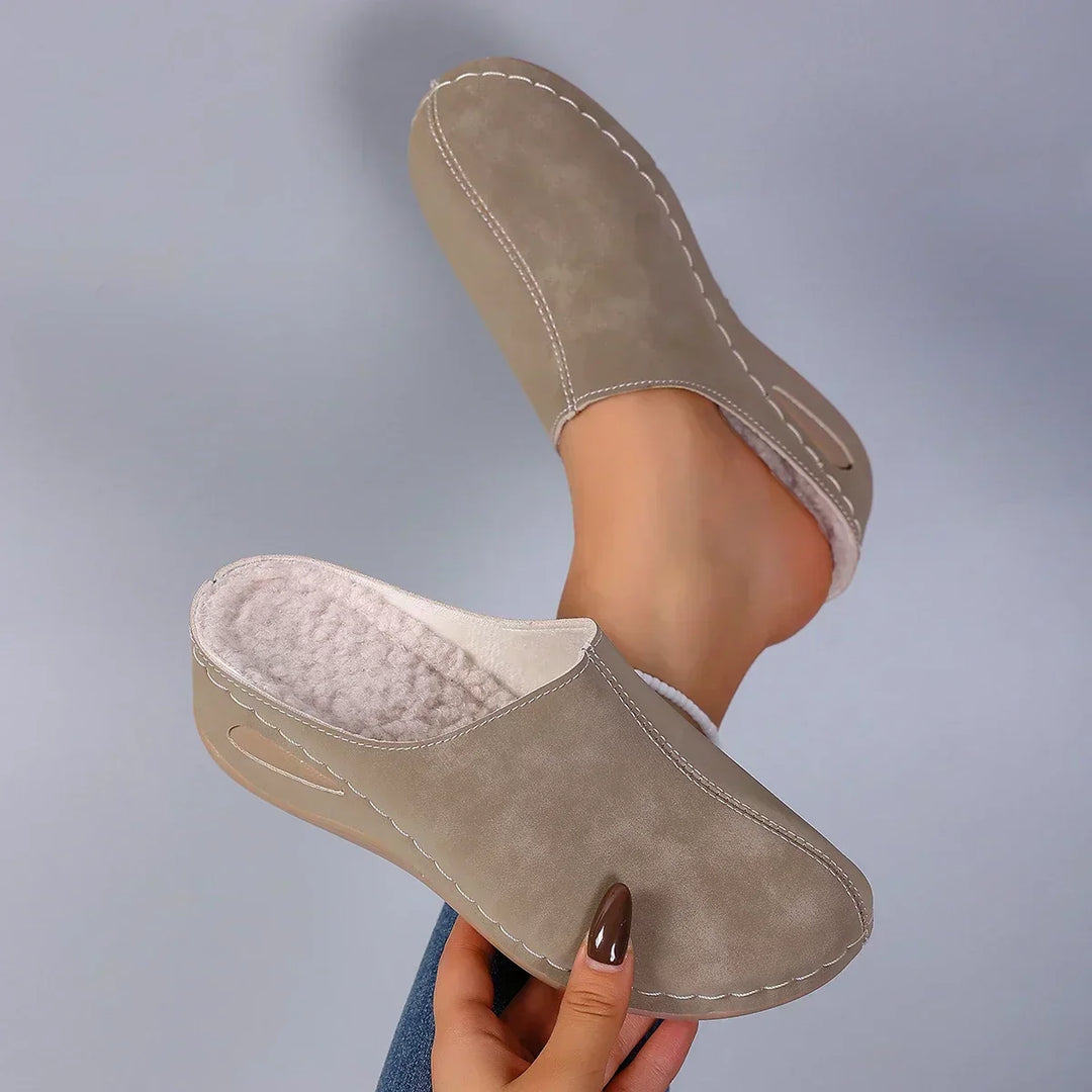 Paige - Orthopedic Slippers