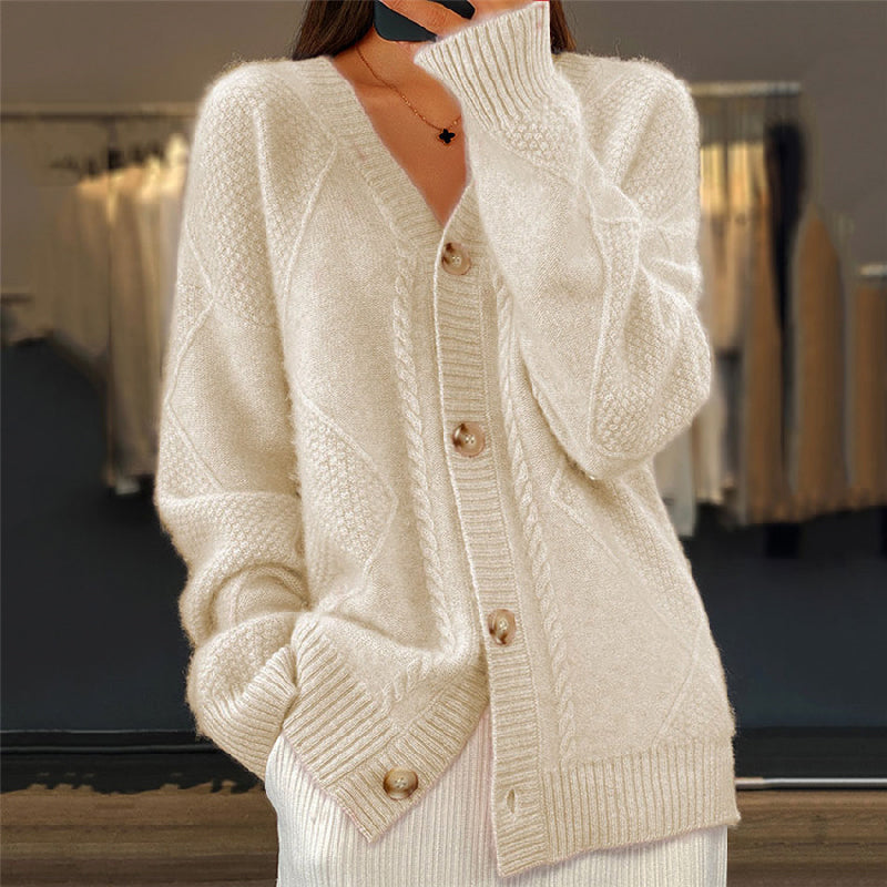 Clodagh | Knitted Cardigan - The Go-To Layer for Effortless Elegance