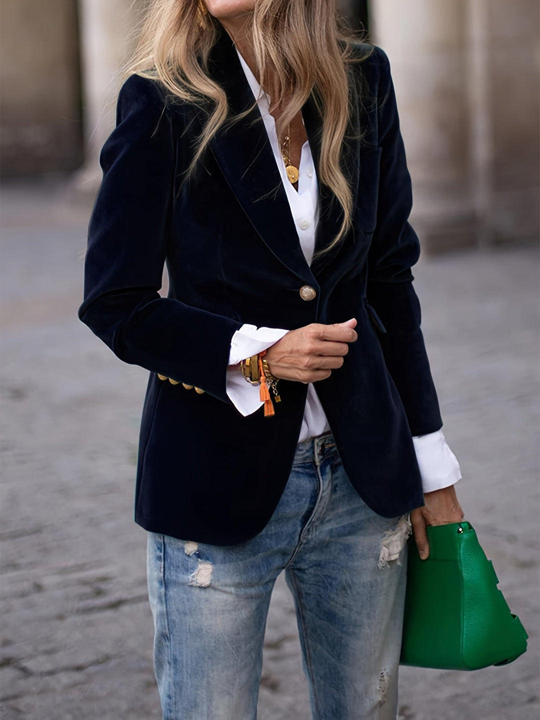 Angelina | Velvet Blazer – Confidence, Comfort & Timeless Class