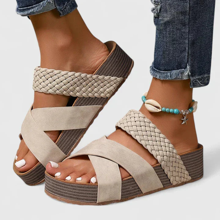 HOLLIE | ORTHOPEDIC SANDALS