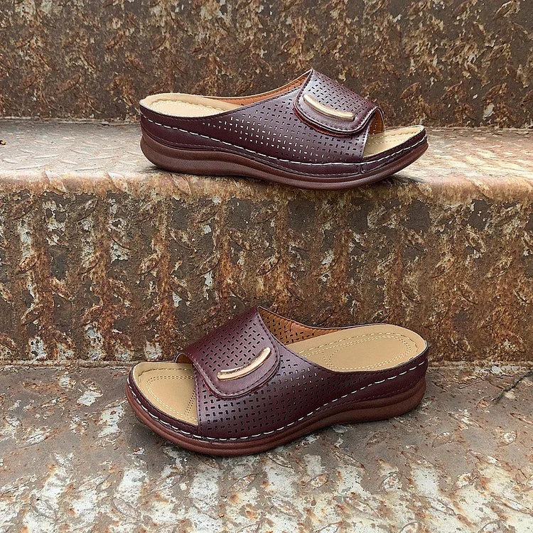 Heloise - Classic Urban Sandals
