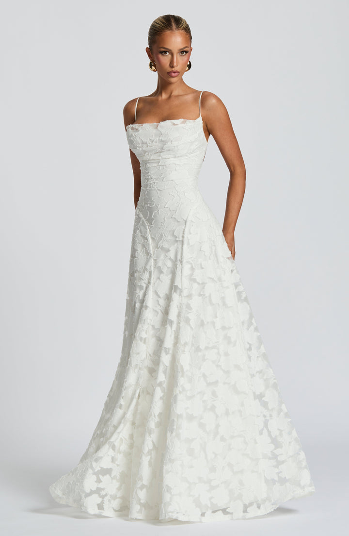 Rosemary Léon | Elegant Dress