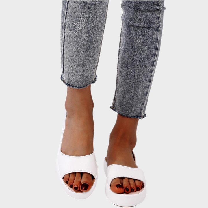 GILDA | ORTHOPEDIC SANDALS