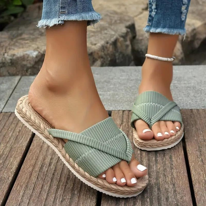 Robin - Airy Walking Sandals